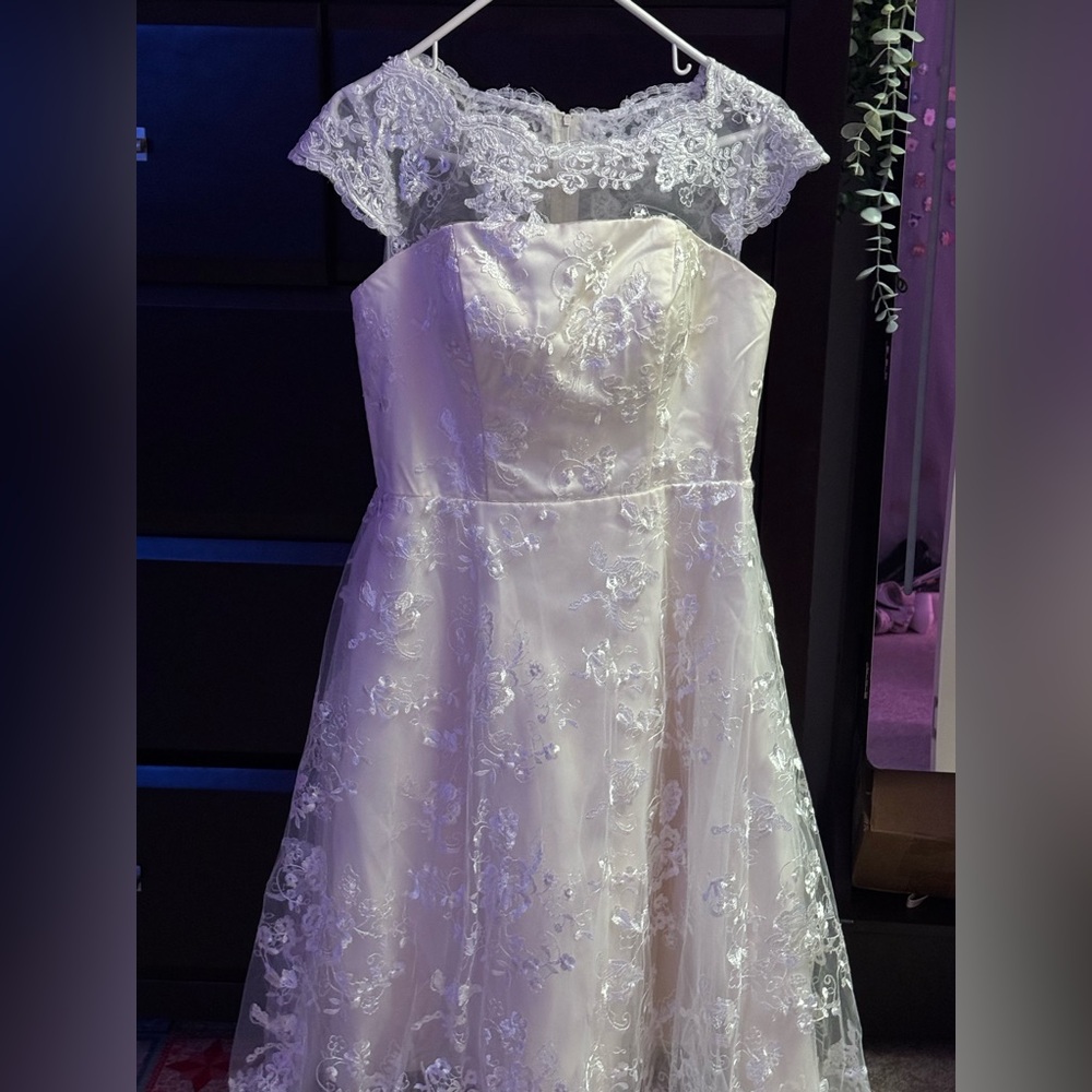 Cream lace dress